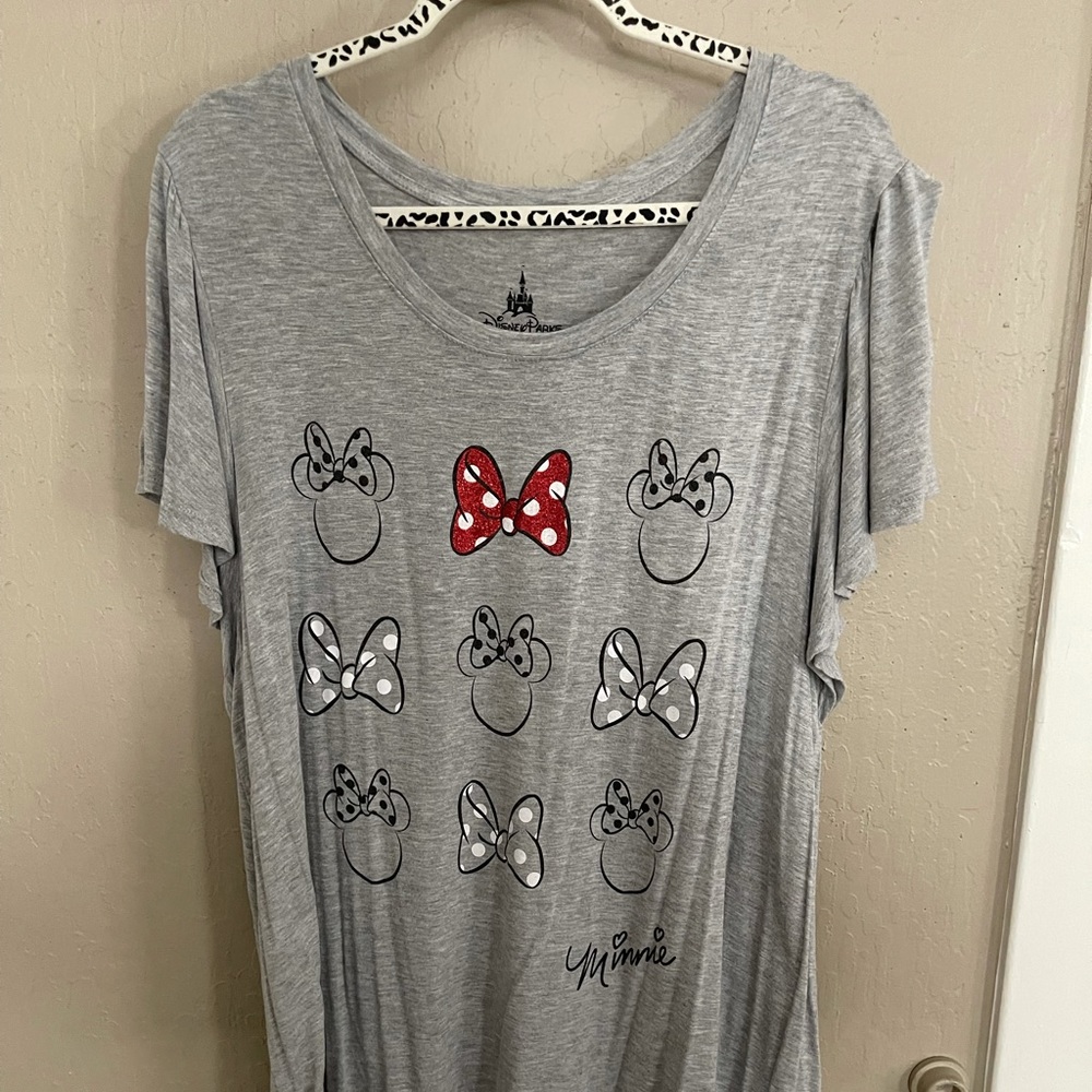 Disney Minnie Mouse shirt with flowy sleeves. Size 1X